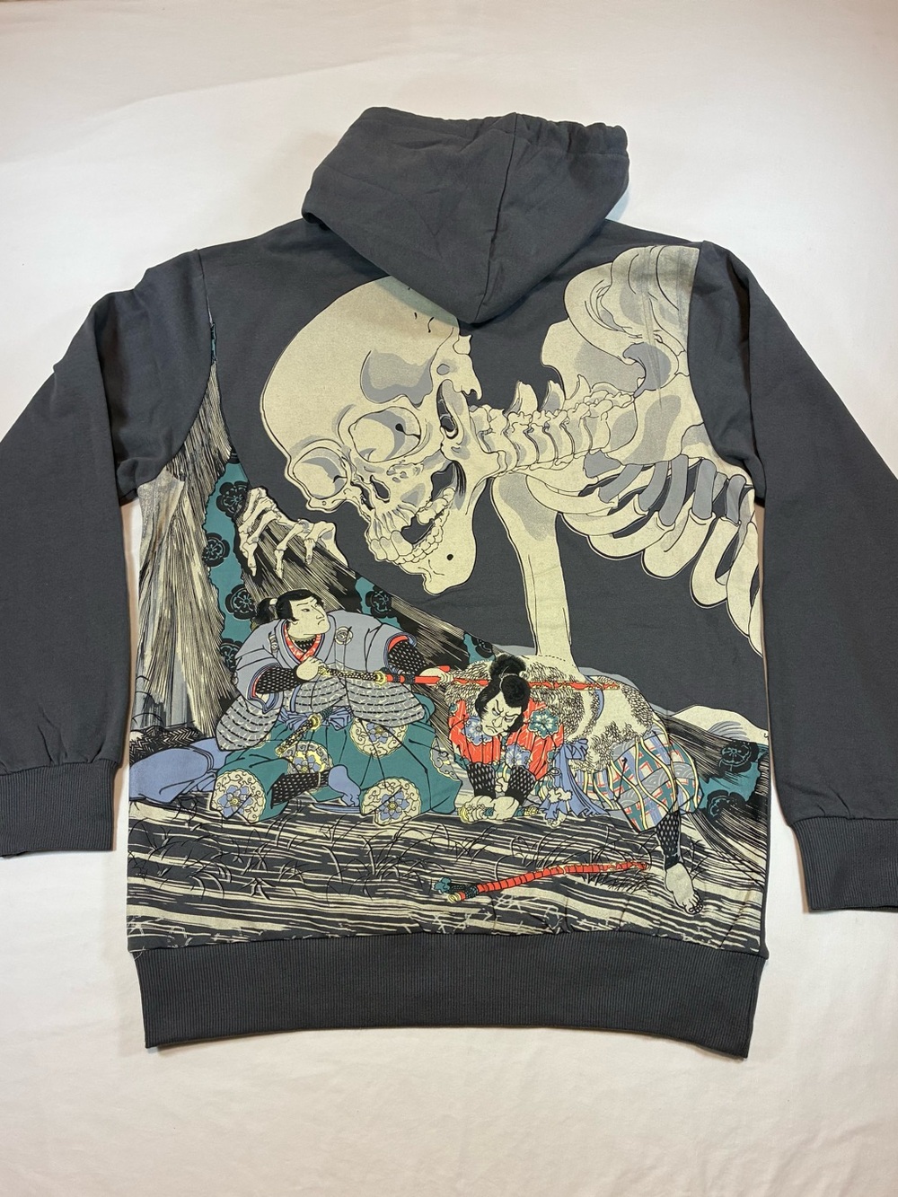 Rebel Graphic Hoodie - Gray